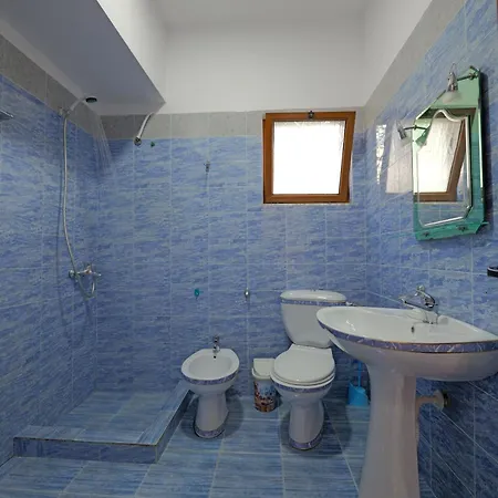 Temple Apartments 1 * Ksamil