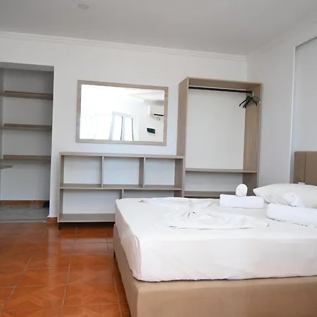 Appartement Temple 1 *
